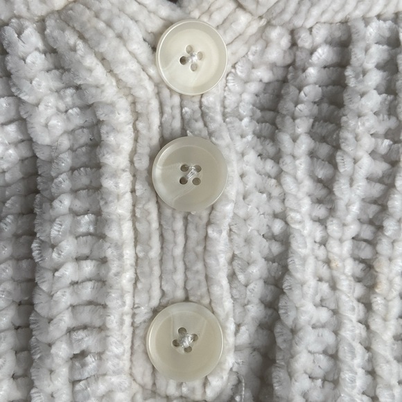 Aeropostale Women’s Small Cream Colored Cropped Sweater Hoodie Sexy Cozy Knit - Picture 5 of 7